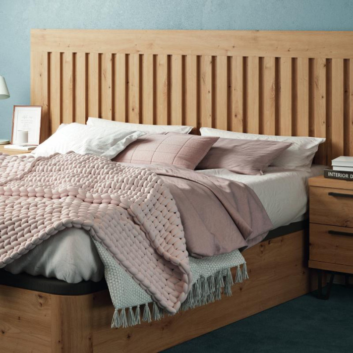 Dormitorio con cama doble Melvin