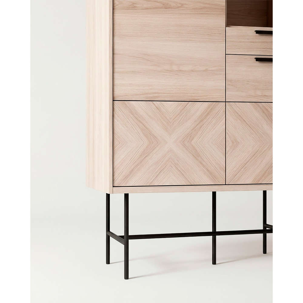 Vitrina patas metálicas ALBOR-detalle patas