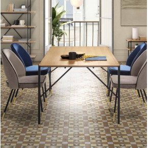 MESA DE COMEDOR DE MADERRA